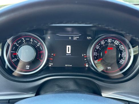 Used 2022 Dodge Challenger R/T w/ Performance Handling Group image 17