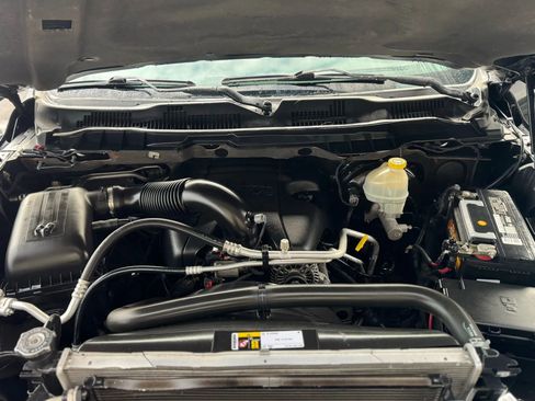 Used 2015 RAM 1500 Express w/ Black Ram 1500 Express Group image 13