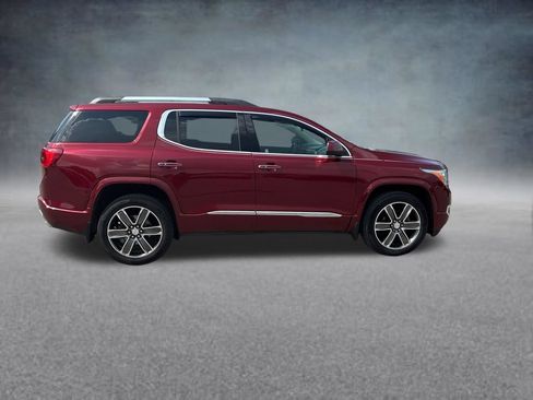 Used 2018 GMC Acadia Denali w/ LPO, Protection Package AWD/4WD image 7