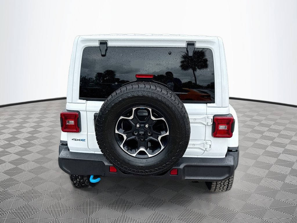 Used 2023 Jeep Wrangler Unlimited Rubicon 4xe w/ Cold Weather Group AWD/4WD image 7