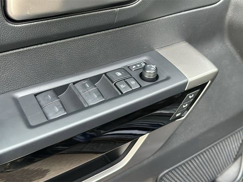 New 2026 Toyota Tundra Limited image 15