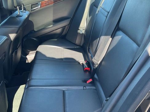 Used 2009 Mercedes-Benz C 300 4MATIC Sedan image 46