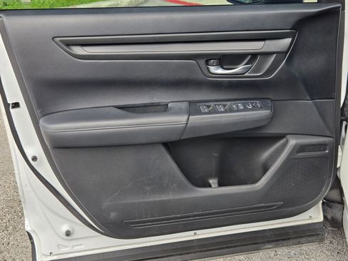 Used 2023 Honda CR-V EX image 10