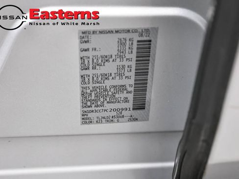 Used 2023 Nissan Pathfinder SL AWD/4WD image 36