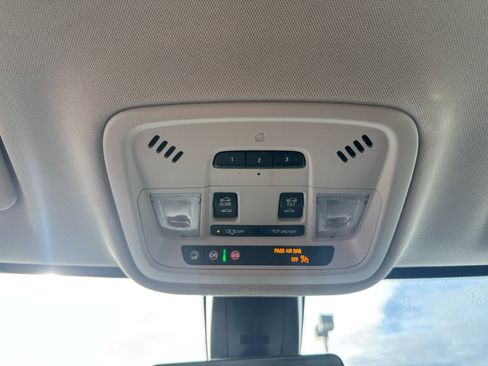 Used 2020 Chevrolet Traverse Premier w/ LPO, Blackout Package image 26