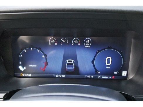 Used 2024 Ford F150 Lariat w/ Bed Utility Package AWD/4WD image 15