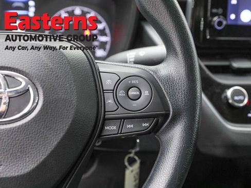 Used 2023 Toyota Corolla LE FWD image 16