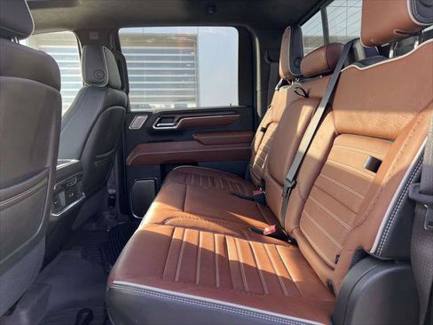 Used 2024 GMC Sierra 3500 Denali Ultimate image 13