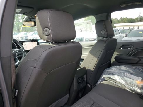 New 2025 GMC Canyon Elevation image 9