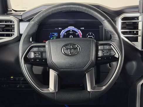 Used 2023 Toyota Tundra Platinum AWD/4WD image 36