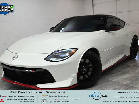 Used 2024 Nissan Z NISMO w/ Floor Mat Package RWD image 1
