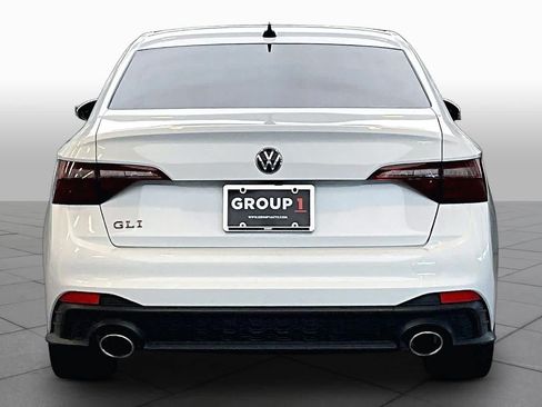 Used 2023 Volkswagen Jetta GLI Autobahn FWD image 5