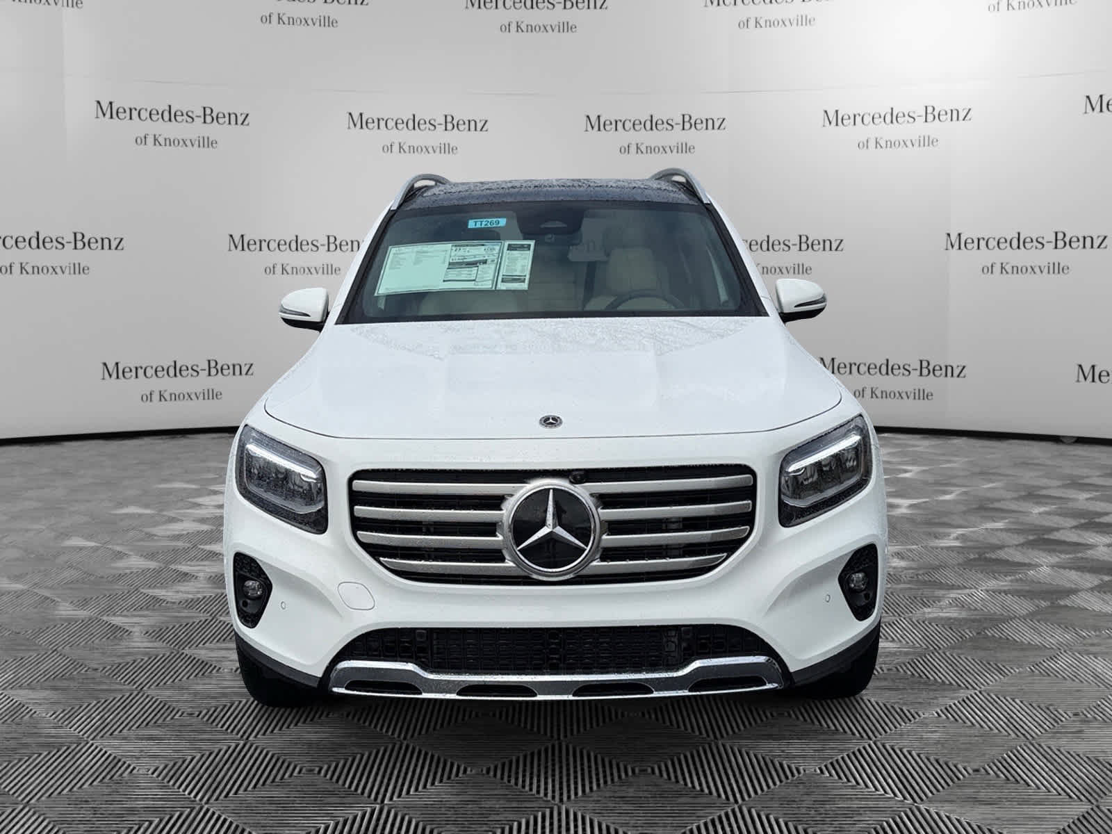 Used 2026 Mercedes-Benz GLB 250 4MATIC image 8