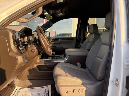 Used 2025 Chevrolet Silverado 1500 LTZ w/ Max Trailering Package image 8