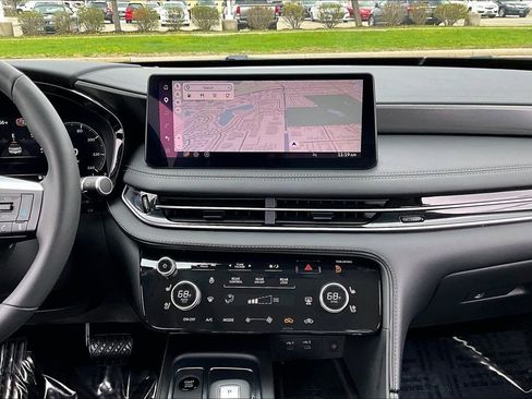 Certified 2026 INFINITI QX60 Luxe w/ Cargo Package AWD/4WD image 19