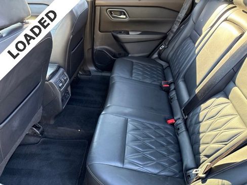 Used 2021 Nissan Rogue Platinum image 16