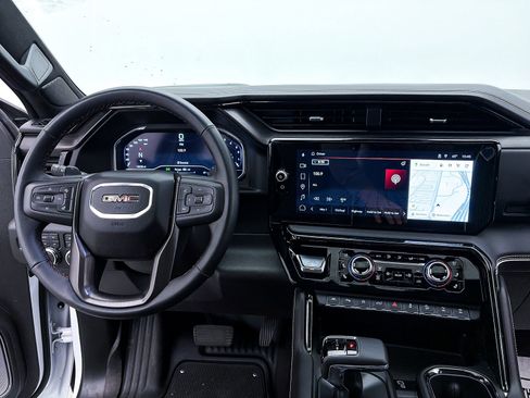 Used 2025 GMC Sierra 1500 Pro w/ Pro Value Package image 7