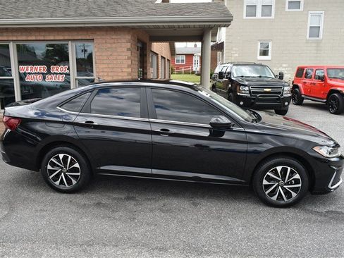 Used 2025 Volkswagen Jetta S FWD image 2