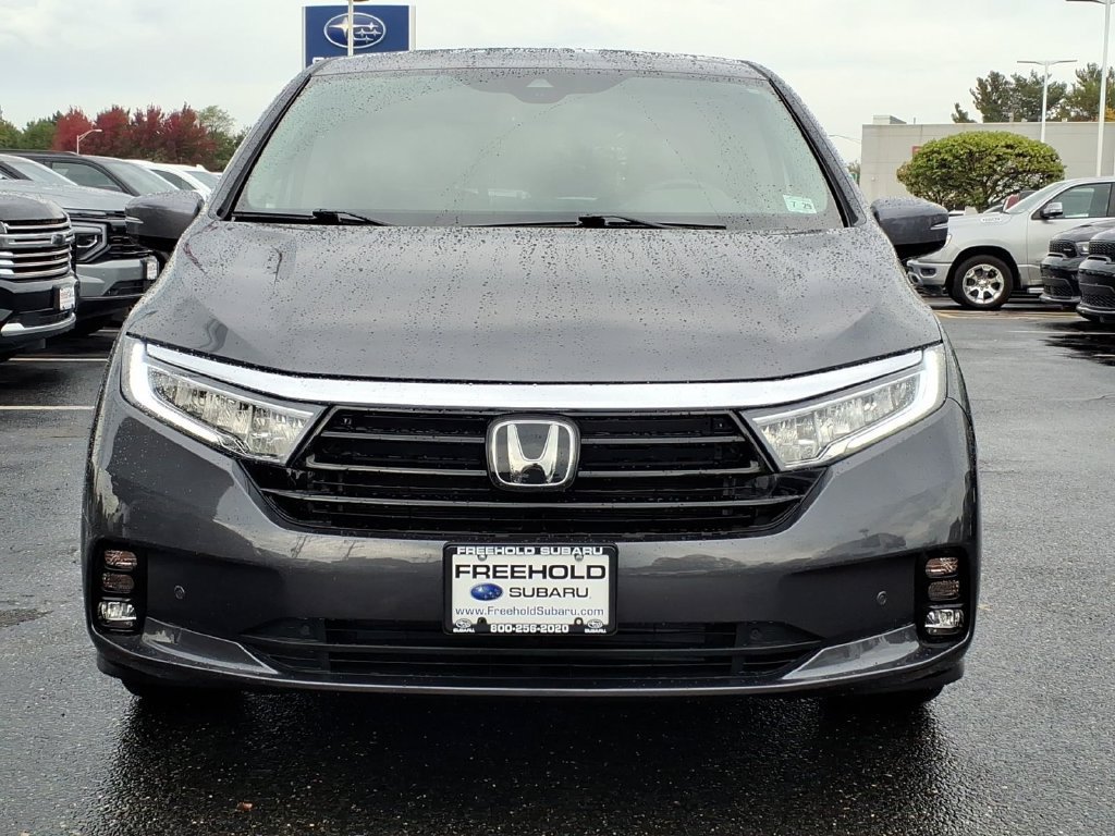 Used 2024 Honda Odyssey Elite image 2