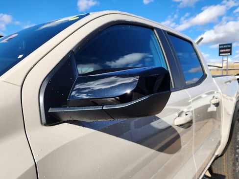 New 2026 GMC Canyon AT4 image 12