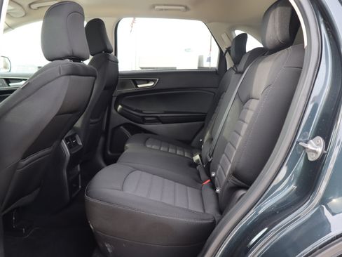 Used 2023 Ford Edge SE image 10