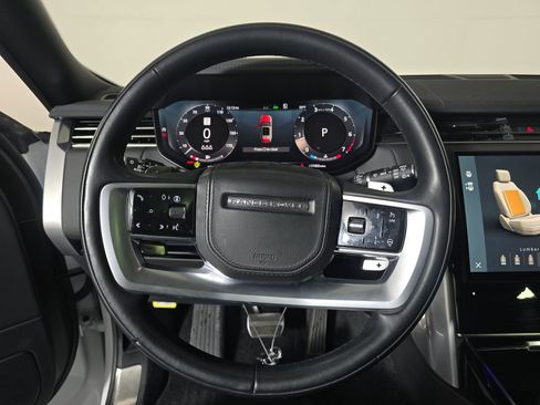 Used 2024 Land Rover Range Rover SE image 10