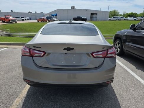 Used 2022 Chevrolet Malibu LT image 4