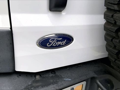 Used 2022 Ford Bronco Wildtrak image 10