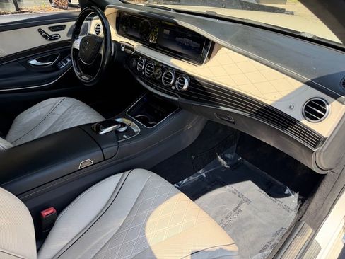 Used 2016 Mercedes-Benz S 550 Sedan image 28