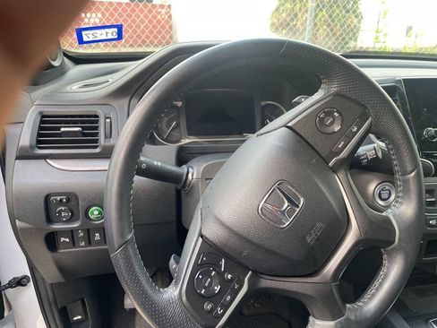 Used 2023 Honda Passport EX-L image 6