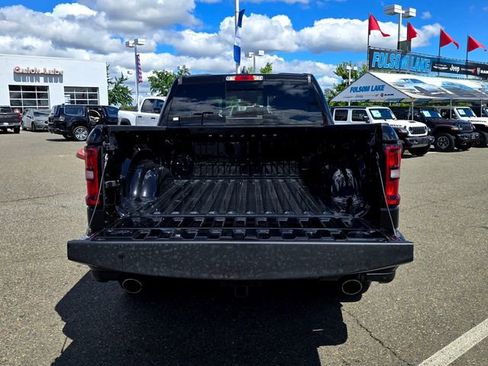New 2026 RAM 1500 Express AWD/4WD image 30