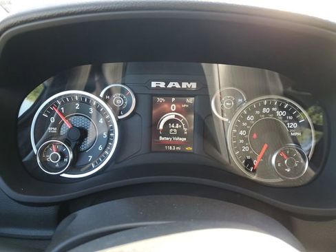 New 2024 RAM 2500 Tradesman w/ Chrome Appearance Group image 10