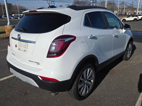 Used 2018 Buick Encore Preferred image 3