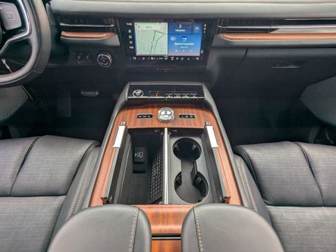 New 2025 Lincoln Navigator L Black Label image 20