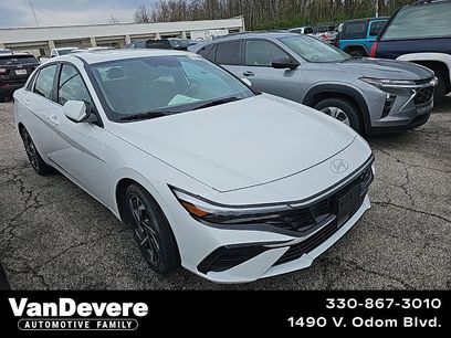 Used 2025 Hyundai Elantra SEL