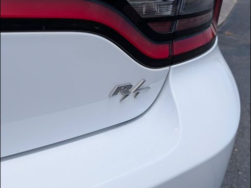 Used 2019 Dodge Charger R/T w/ Driver Confidence Group RWD image 18