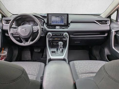 Certified 2021 Toyota RAV4 XLE w/ Convenience Package image 17