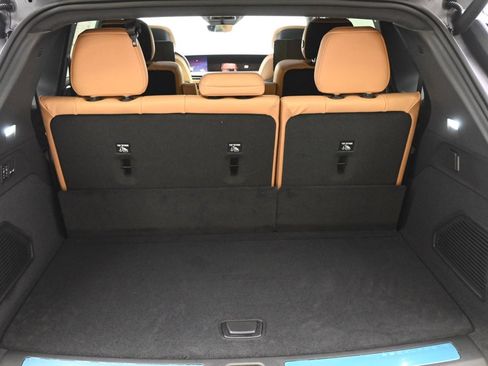 New 2025 Cadillac Escalade IQ Luxury 2 image 19