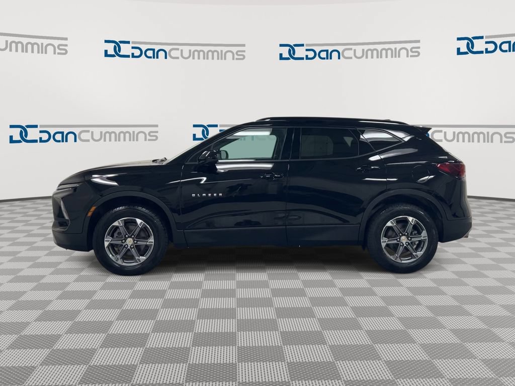 Used 2024 Chevrolet Blazer LT w/ Convenience Package FWD image 5