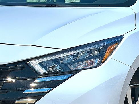 New 2025 Nissan Versa SV w/ Trunk Package image 4