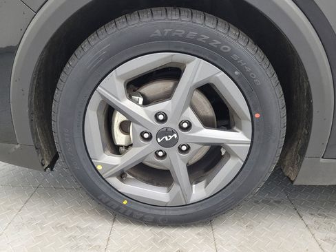 Used 2025 Kia K4 FWD image 31