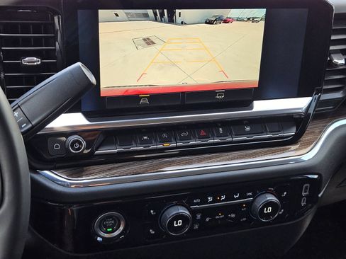 Used 2024 Chevrolet Silverado 1500 LT RWD image 20