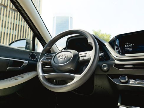 Used 2023 Hyundai Sonata SEL FWD image 18