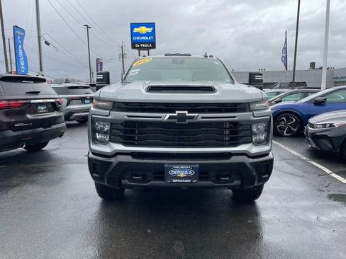 Used 2024 Chevrolet Silverado 2500 Custom w/ Custom Value Package image 17