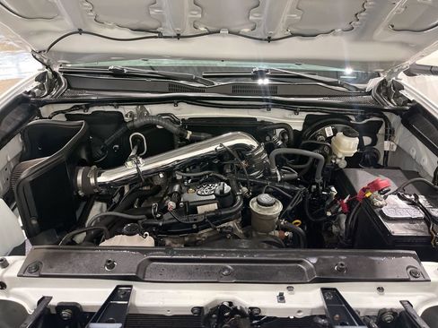 Used 2022 Toyota Tacoma SR w/ SR Convenience Package RWD image 31