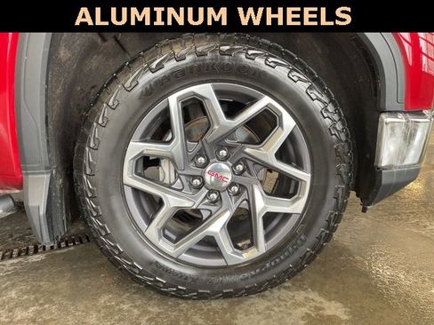 Certified 2022 GMC Sierra 1500 SLT image 10