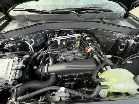 New 2026 Ford Explorer Active w/ Active Comfort Package image 16