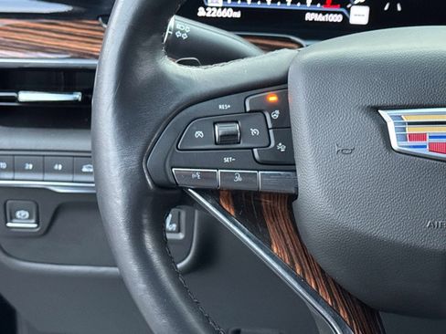 Used 2024 Cadillac Escalade Luxury image 7