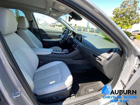 Used 2023 Hyundai Sonata Limited FWD image 12
