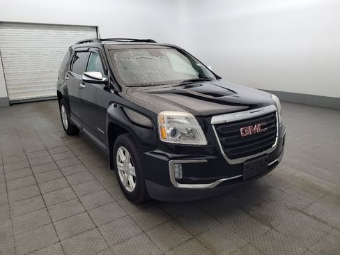 Used 2016 GMC Terrain SLE w/ Cargo Package FWD image 13